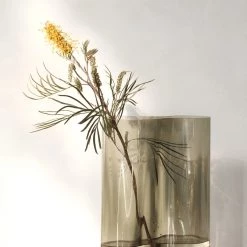 Gabriel Tan New Aer Vase