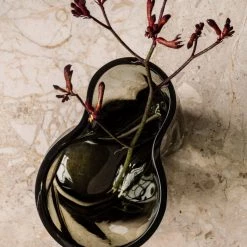 Gabriel Tan New Aer Vase