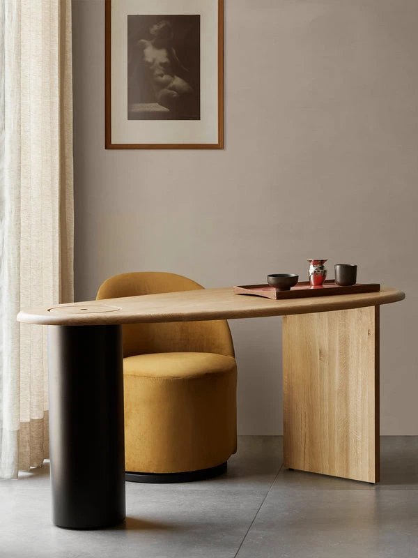 Nick Ross Tearoom Chair, Swivel W/Return